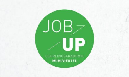 JOB/UP-Zertifikate für 16 Absolventen aus 8 Firmen überreicht