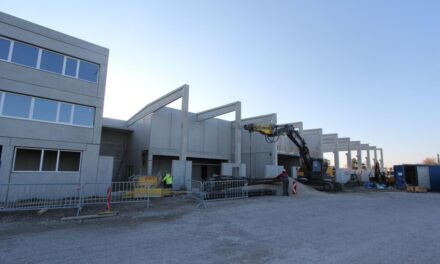 Mühlviertler Baumeister errichtet Industriehalle in Schwechat