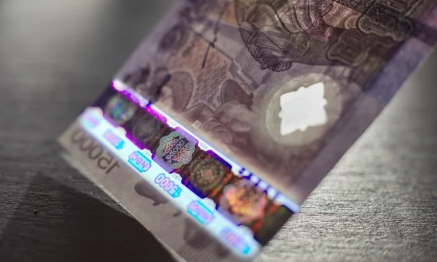 Hueck Folien wächst international